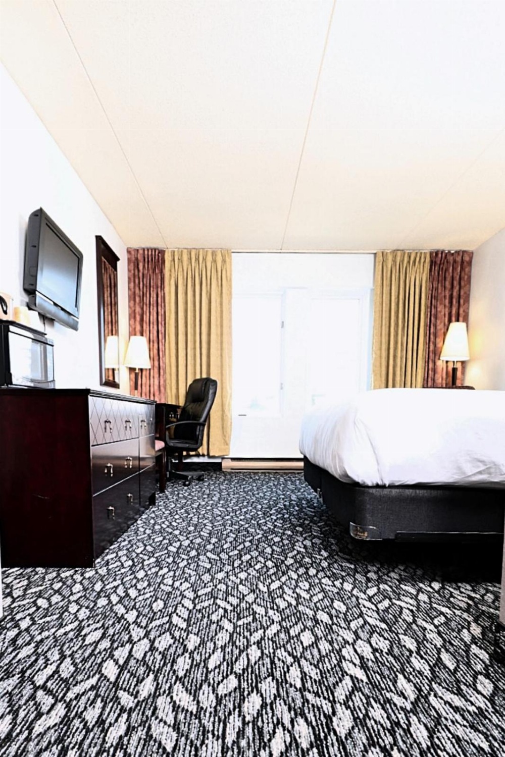 Room image 3